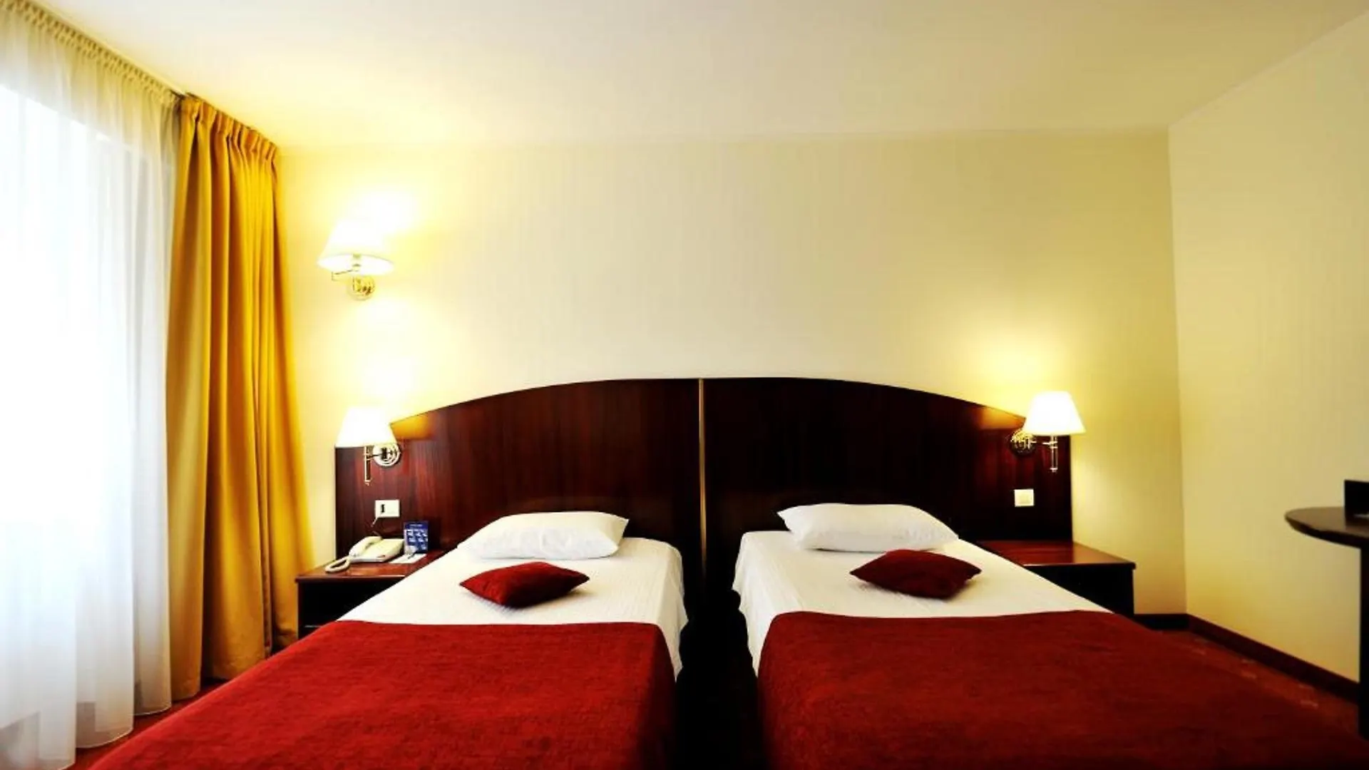 Hotel Minerva ブカレスト 4*,  ルーマニア