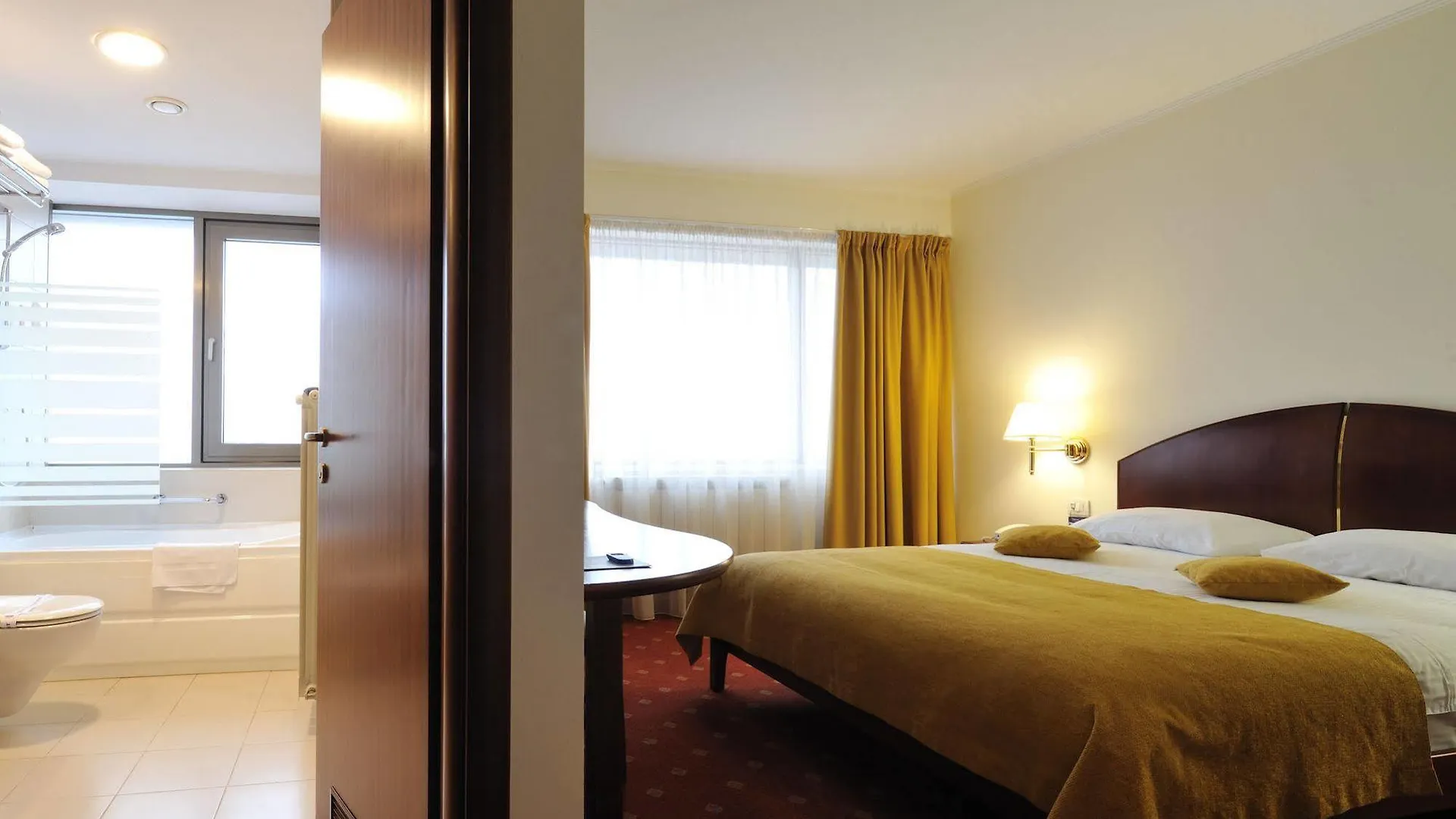 Hotel Minerva Bucharest 4*,